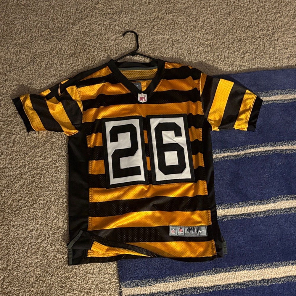 Nike Black and Gold Striped Jersey